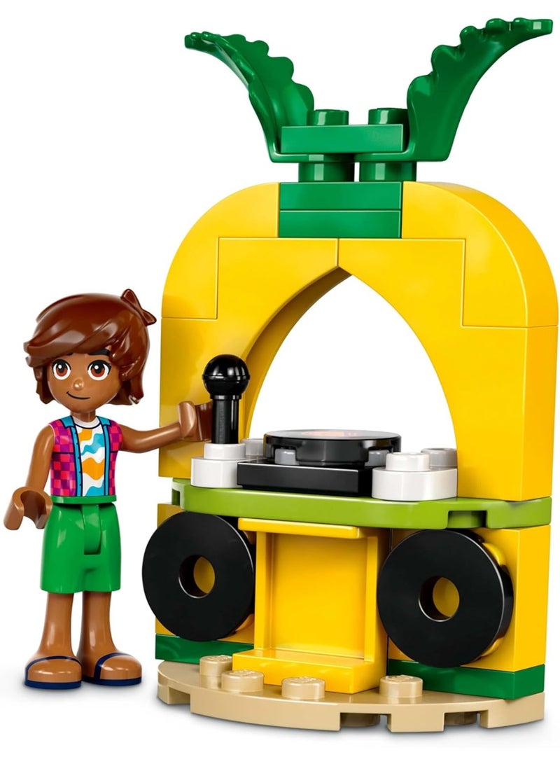 LEGO لعبة حفلة بركة اليونيكورن والفلامنجو من LEGO Friends مع عوامات الحيوانات، دميتين صغيرتين، تشورو القط وإكسسوارات تشمل منصة دي جي وكراسي شمس - هدية إبداعية للفتيات من عمر 5 سنوات فما فوق - 42658 - Image 3